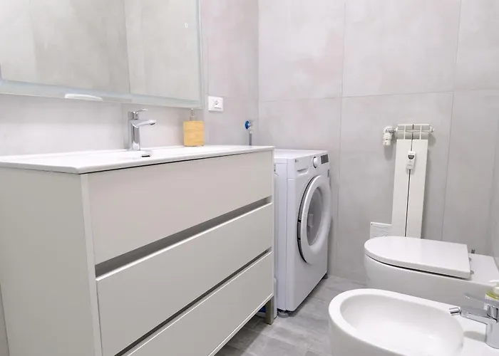 Bilocale In Grattacielo By Portofinovacanze Apartman