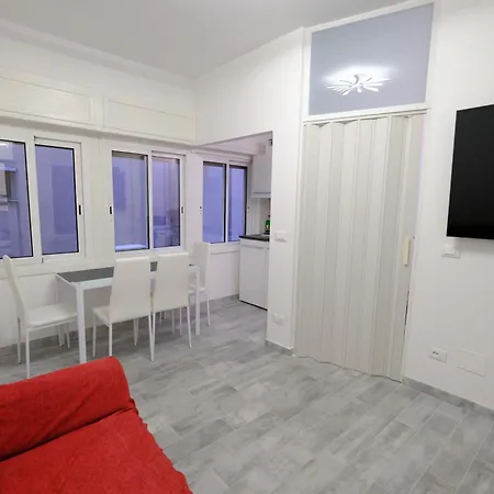 Bilocale In Grattacielo By Portofinovacanze *